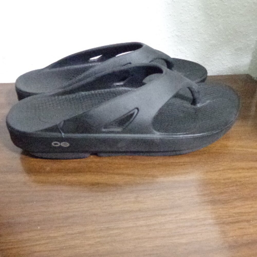 LN Oofos COMFORT Original Sandals Thongs Flip Flops W 12 M 10 CUSHIONY EU 43